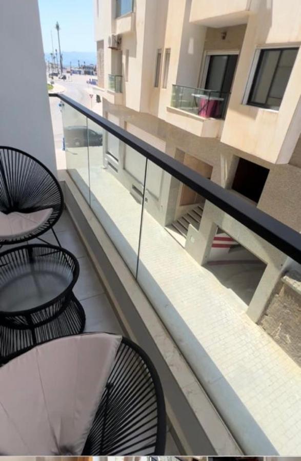 Luxueux Appartement Avec Vue Sur Mer A Martil Luaran gambar